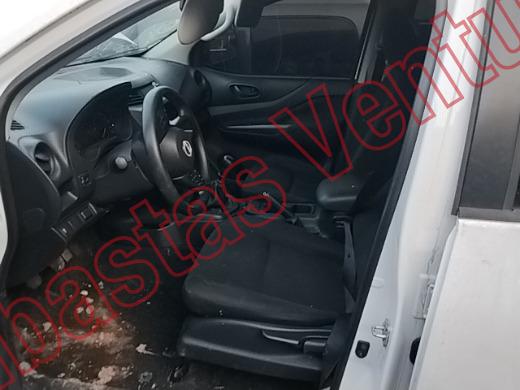 NISSAN FRONTIER 2024, foto 17 de 19
