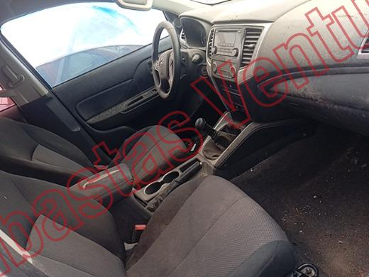 MITSUBISHI L200 2021, foto 12 de 19