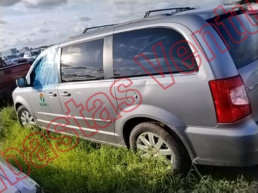 CHRYSLER TOWN AND COUNTRY 2015, foto 8 de 19