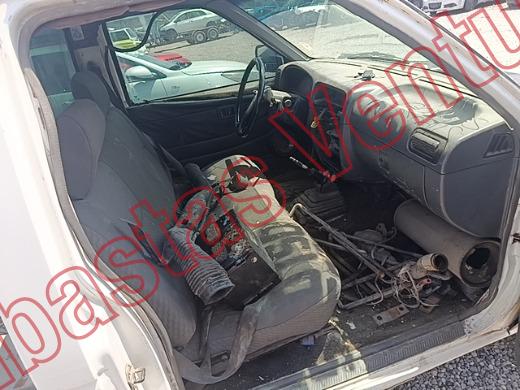 NISSAN CHASIS 2006, foto 12 de 19