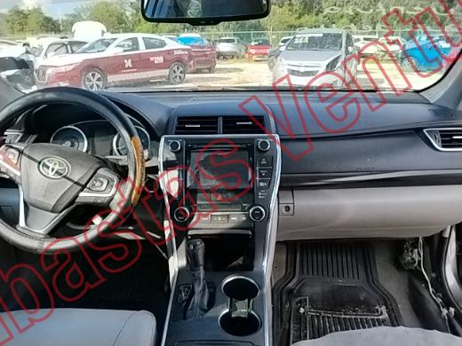 TOYOTA CAMRY 2015, foto 14 de 19