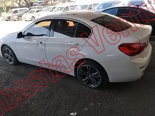 BMW 120IA 2019, foto 8 de 19