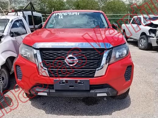 NISSAN FRONTIER 2021, foto 2 de 19