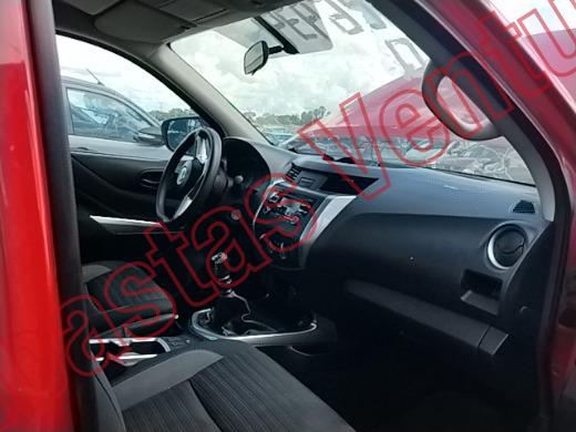 NISSAN FRONTIER 2021, foto 12 de 19