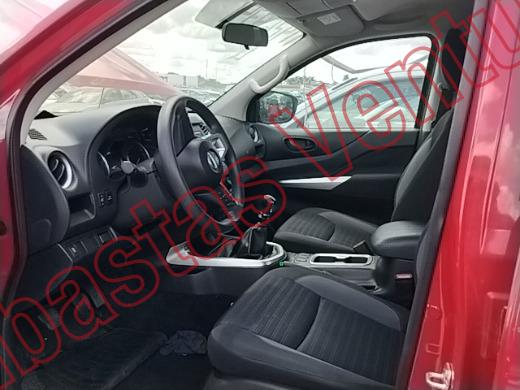 NISSAN FRONTIER 2021, foto 17 de 19