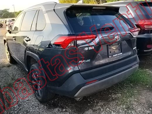 TOYOTA RAV4 2025, foto 8 de 19