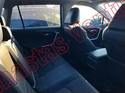 TOYOTA RAV4 2025, foto 13 de 19