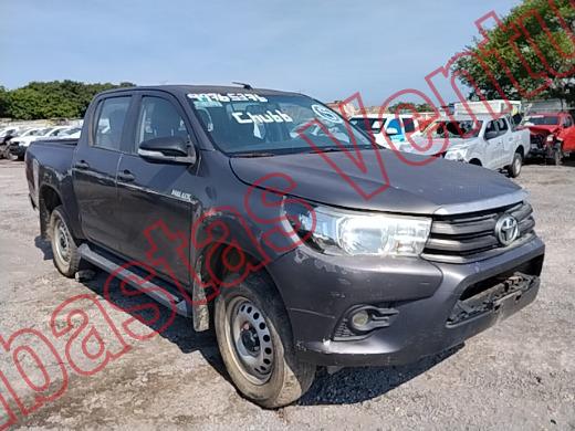 TOYOTA HILUX 2016, foto 3 de 19