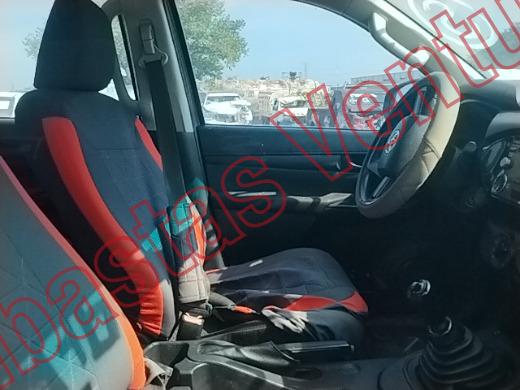 TOYOTA HILUX 2016, foto 12 de 19