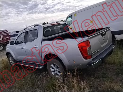 NISSAN FRONTIER 2018, foto 8 de 19