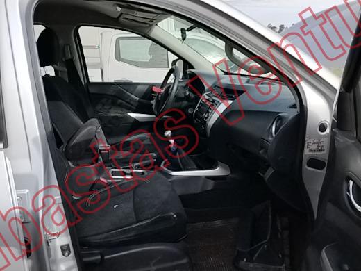 NISSAN FRONTIER 2018, foto 12 de 19