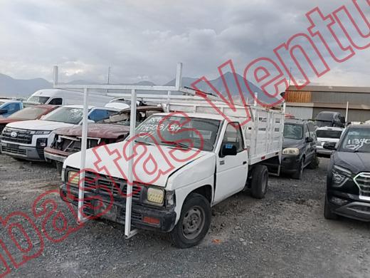 NISSAN CHASIS 1999, foto 1 de 19