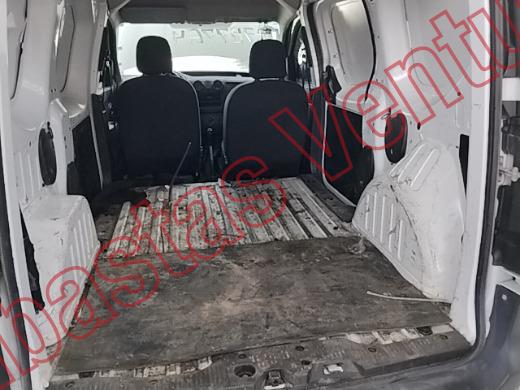 RENAULT KANGOO 2024, foto 15 de 19