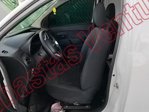 RENAULT KANGOO 2024, foto 17 de 19