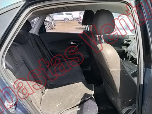 VOLKSWAGEN VENTO 2017, foto 13 de 19