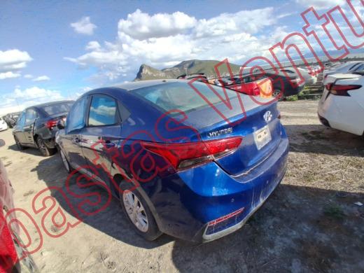 HYUNDAI ACCENT 2022, foto 7 de 19