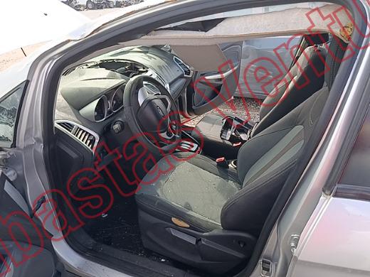 FORD ECOSPORT 2016, foto 17 de 19