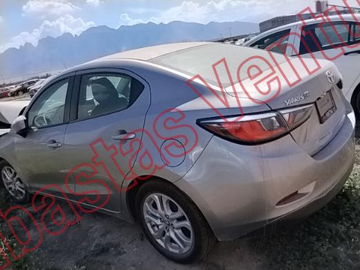 TOYOTA YARIS 2016, foto 7 de 19