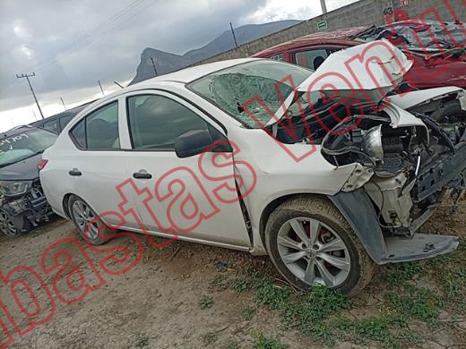 NISSAN VERSA 2019, foto 4 de 19