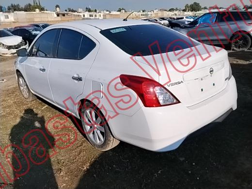 NISSAN VERSA 2016, foto 7 de 19