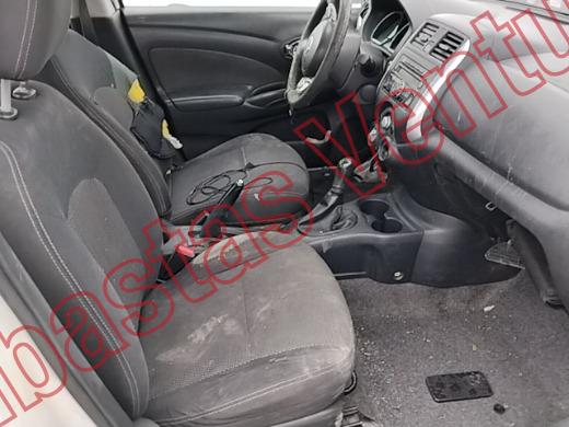 NISSAN VERSA 2014, foto 12 de 19