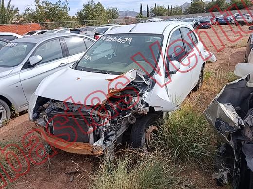 NISSAN MARCH 2016, foto 1 de 19