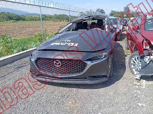 MAZDA MAZDA 3 2022, foto 1 de 19