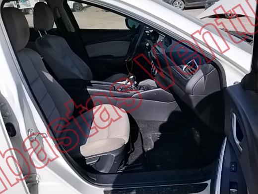 MAZDA MAZDA 6 2017, foto 12 de 19