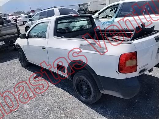 VOLKSWAGEN SAVEIRO  2015, foto 8 de 19