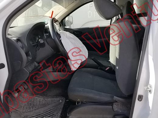 NISSAN NP300 2023, foto 17 de 19