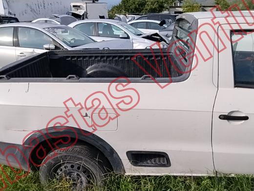 VOLKSWAGEN SAVEIRO 2016, foto 13 de 19