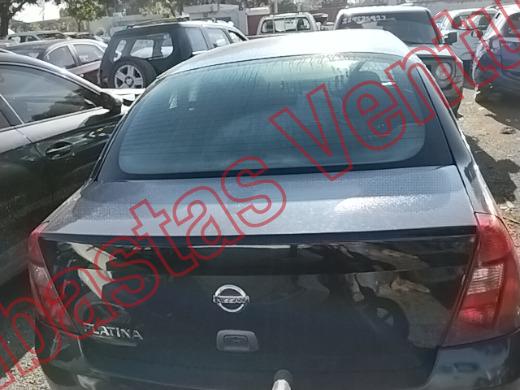 NISSAN PLATINA 2006, foto 6 de 19