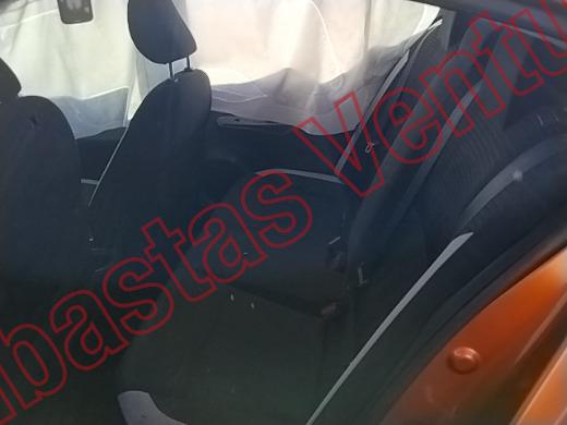 NISSAN VERSA 2022, foto 16 de 19