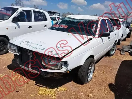 NISSAN TSURU 2013, foto 1 de 19