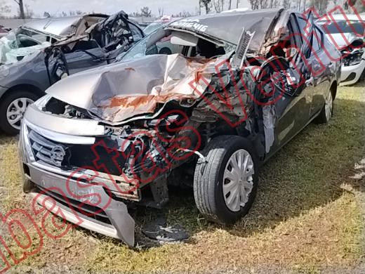 NISSAN VERSA 2015, foto 1 de 19