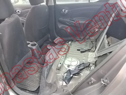 NISSAN VERSA 2015, foto 16 de 19