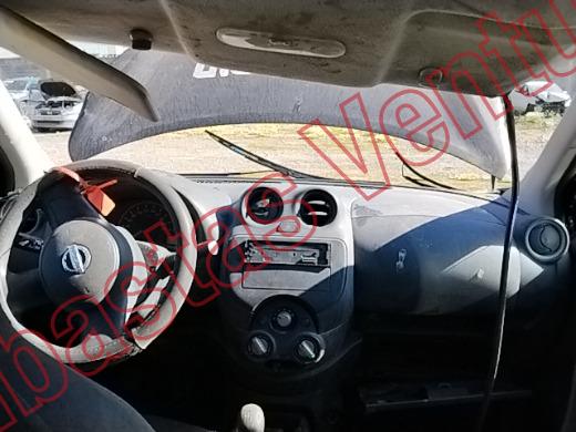 NISSAN MARCH 2016, foto 14 de 19