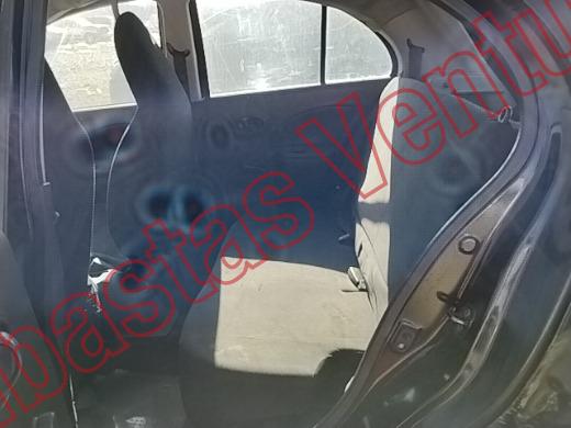 NISSAN MARCH 2016, foto 16 de 19