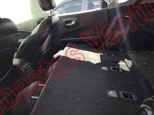 JEEP COMPASS 2018, foto 16 de 19