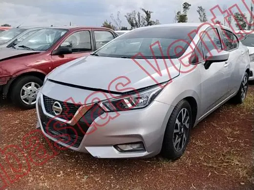 NISSAN VERSA 2022, foto 1 de 19