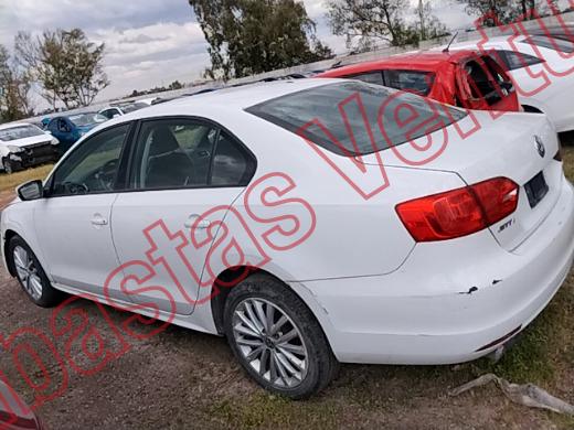 VOLKSWAGEN JETTA MK VI 2014, foto 8 de 19