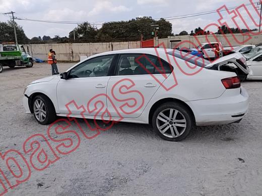 VOLKSWAGEN JETTA 2016, foto 8 de 19