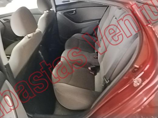 HYUNDAI ELANTRA 2016, foto 16 de 19