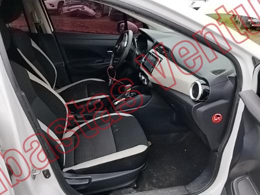 NISSAN VERSA 2021, foto 12 de 19