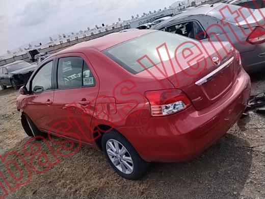 TOYOTA YARIS 2015, foto 8 de 19