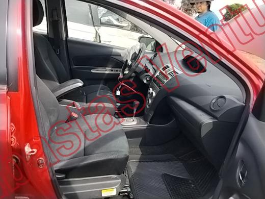 TOYOTA YARIS 2015, foto 12 de 19