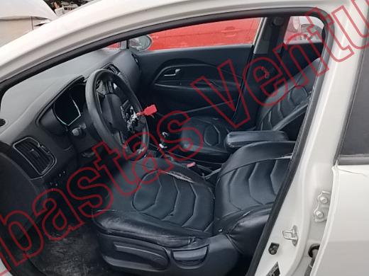 KIA RIO 2017, foto 17 de 19
