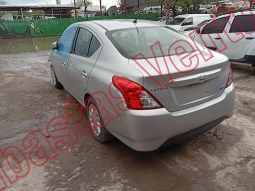 NISSAN VERSA 2015, foto 7 de 19