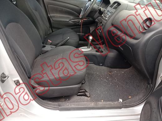 NISSAN VERSA 2015, foto 12 de 19