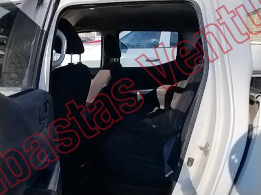 NISSAN NP 300 2018, foto 16 de 19